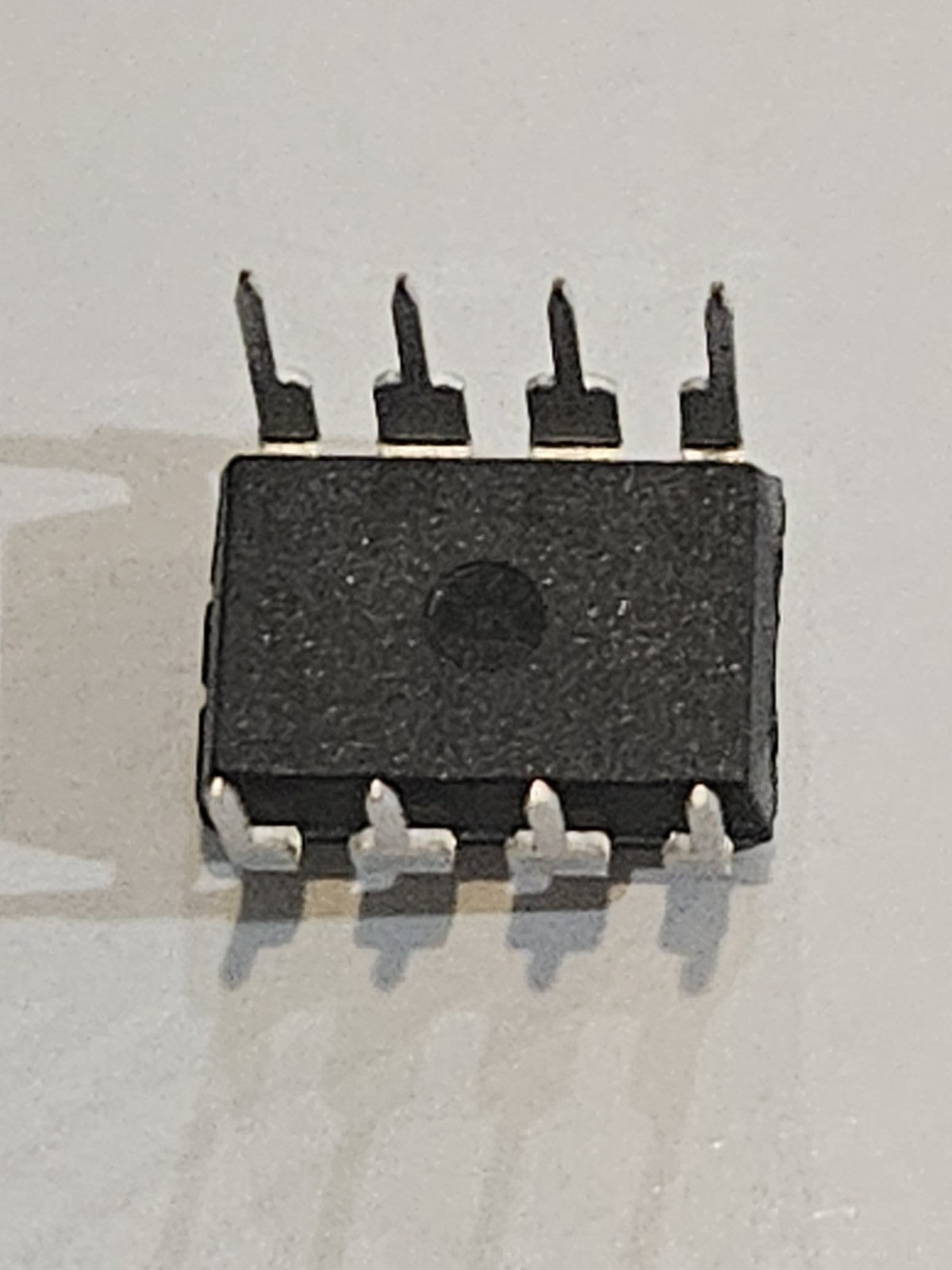 24LC64 I/L 05A 0551 Micro Chip