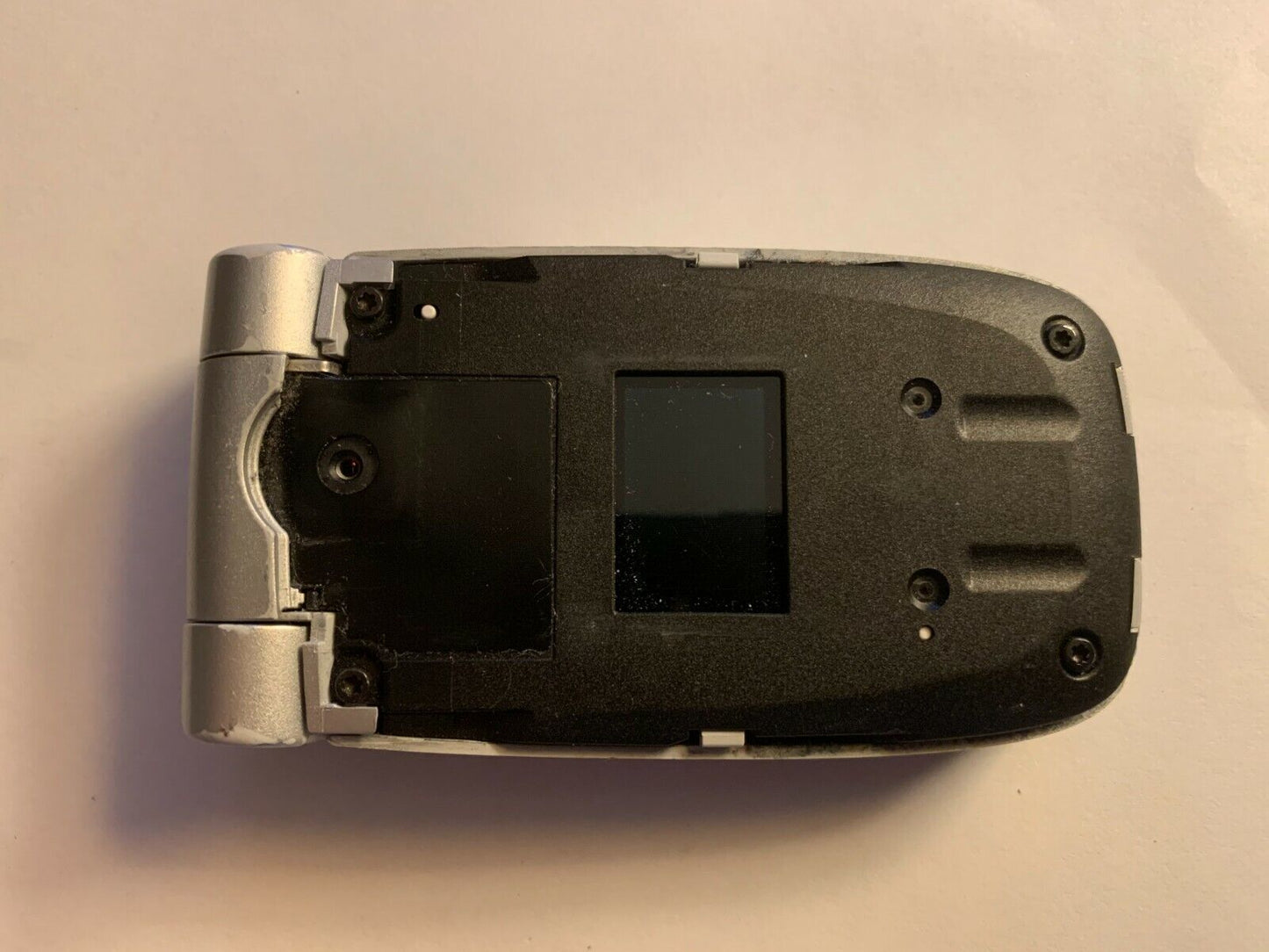 Sony Ericsson Z500a - Urban Gray (AT&T) Cellular Phone !! For Parts Only !!