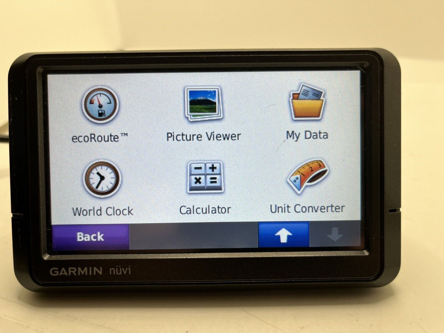 Garmin nüvi 255W 4.3 inch GPS Bundle Mount, US/Canada 2024 Maps, Charger, 8GB SD