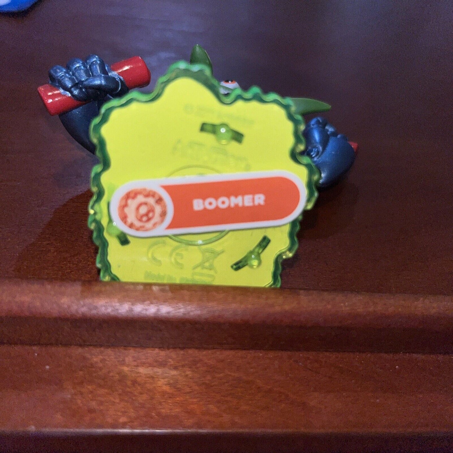 Skylanders Boomer With Stickers And Cards 