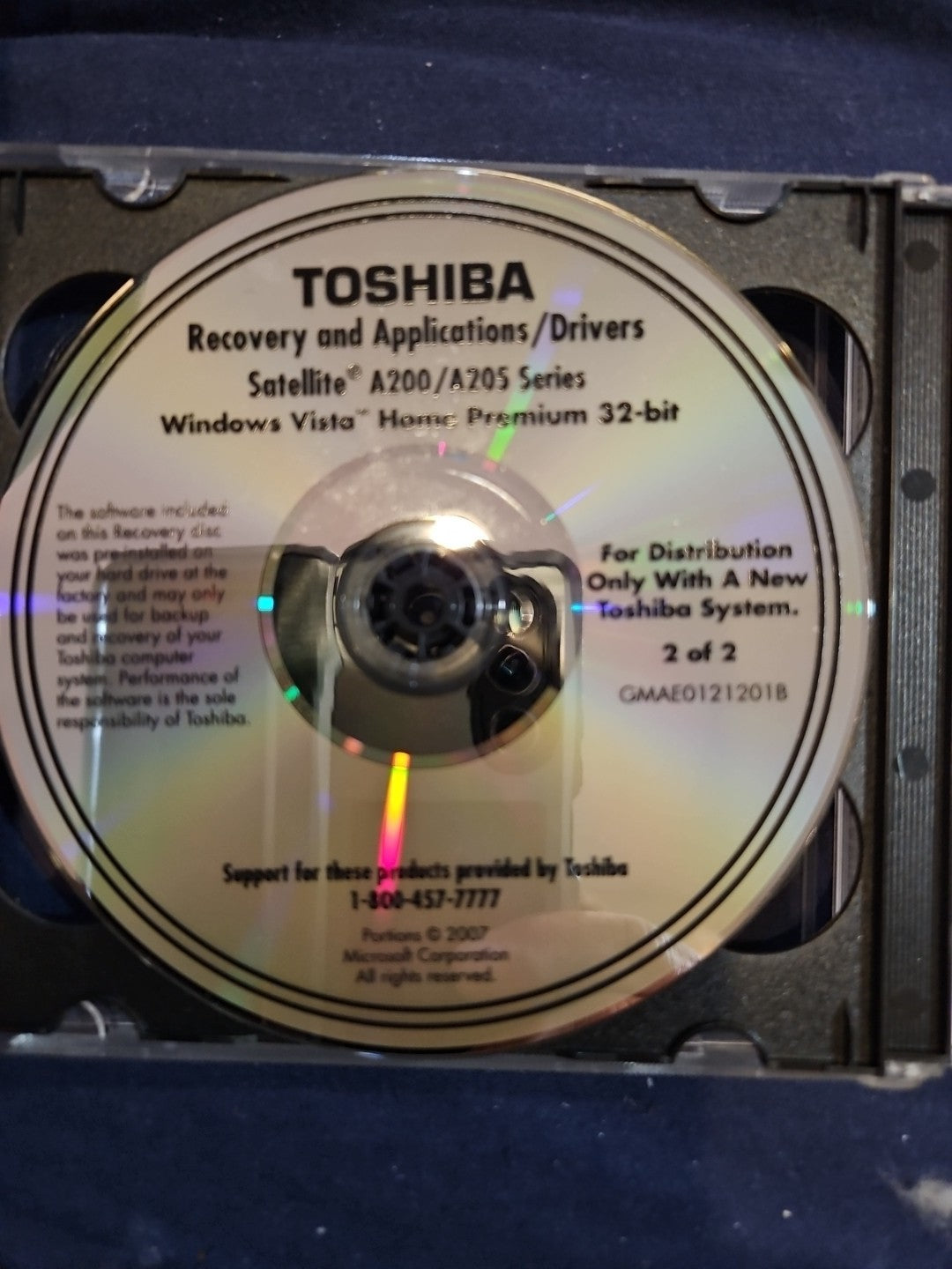 Toshiba Recovery And Applications / Drivers Windows Vista 32 Bit CDs (2)