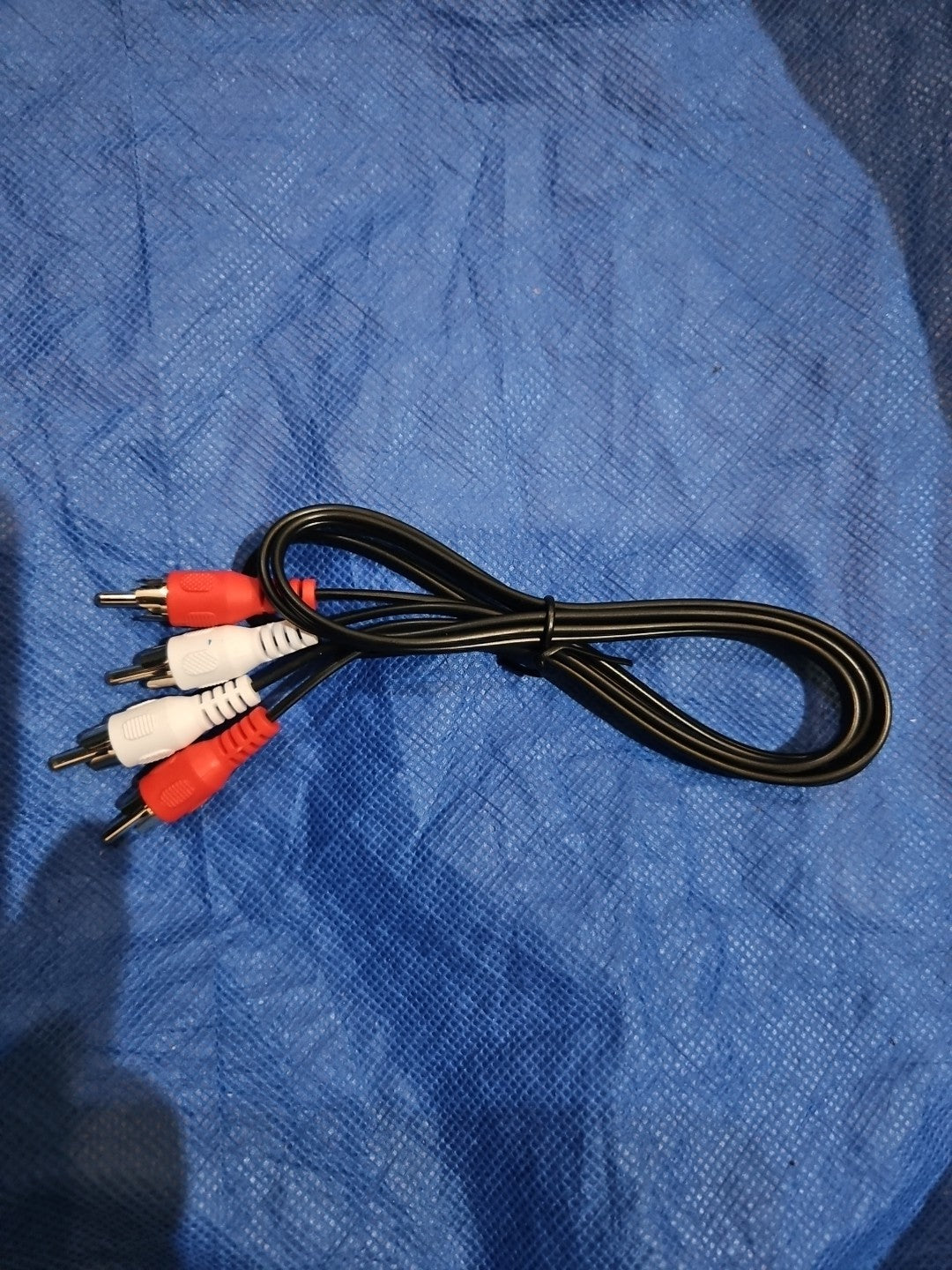 3 Foot Red/White RCA Male To Male A/V Cord