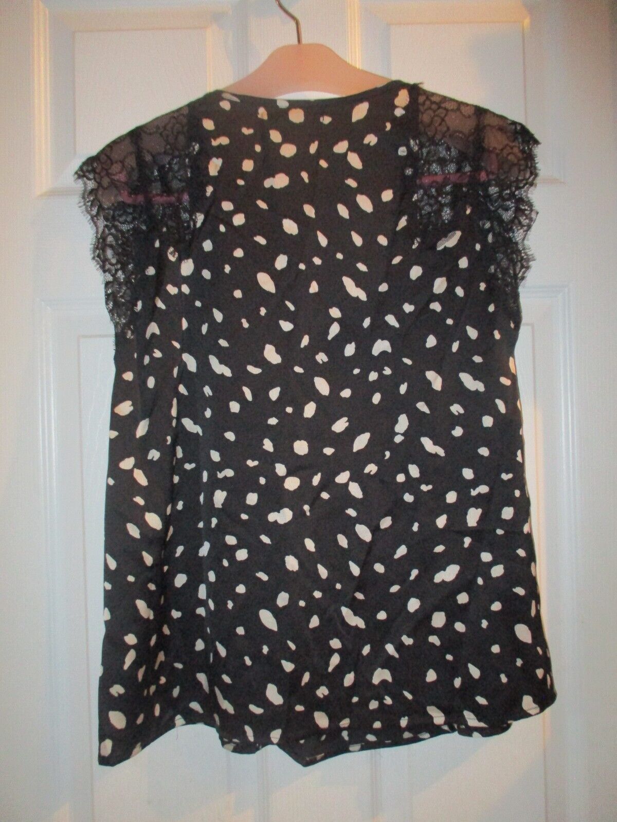 Wishlist Apparel S/M Black & Cream Spot Blouse with Lace Cap Sleeve & Neck NEW