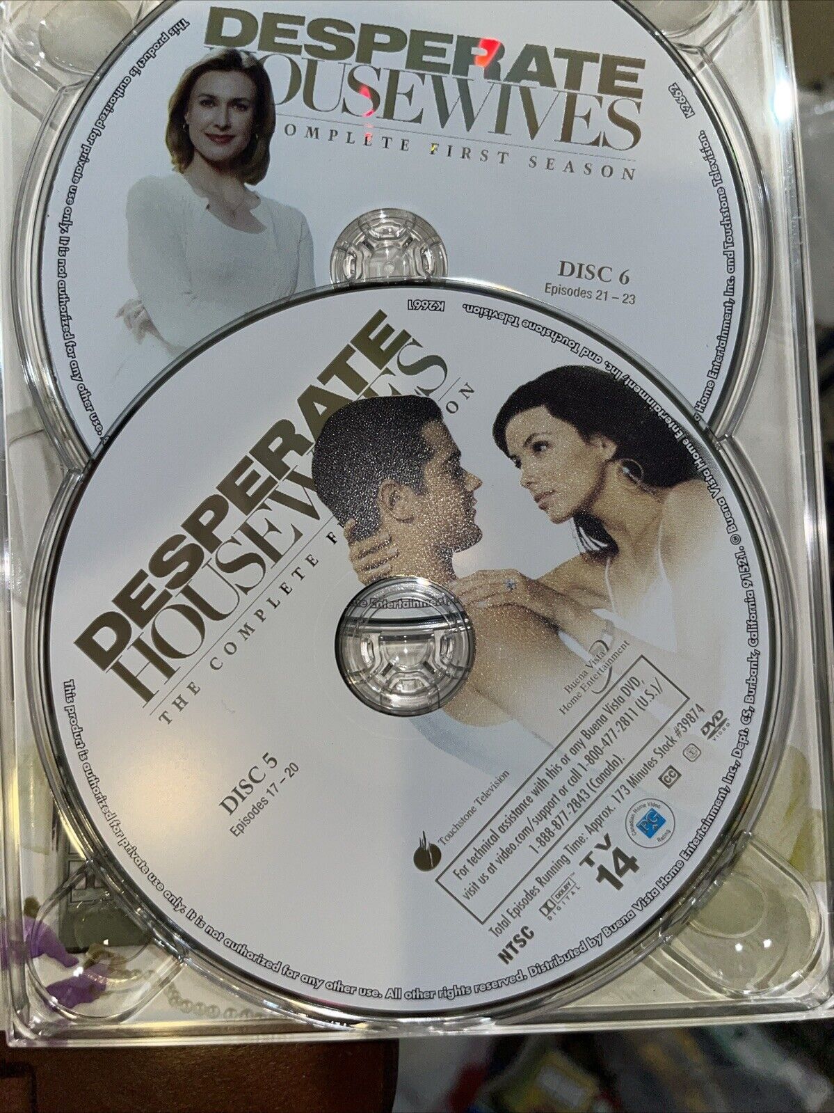 Desperate Housewives: the Complete First Season (DVD, 2004)
