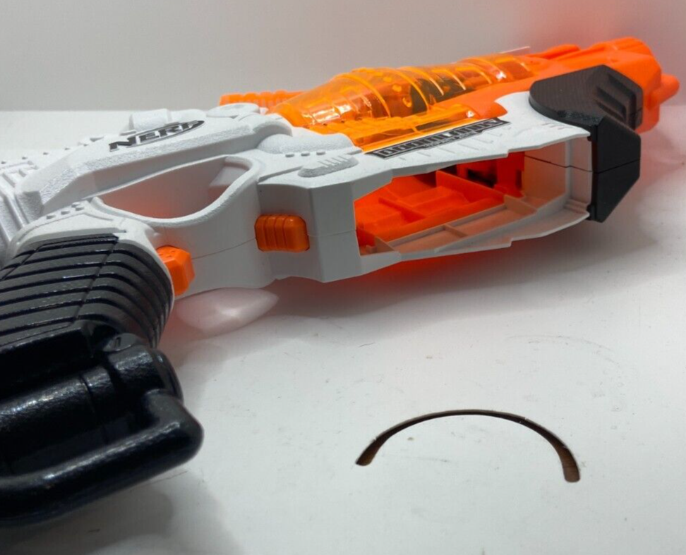 NERF Doomlands Impact Zone Desolator - B7401