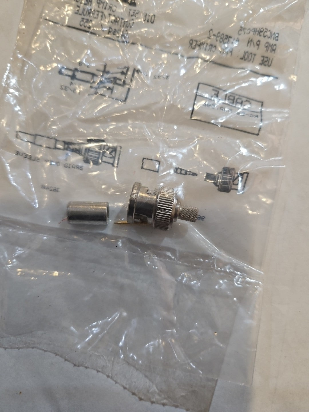 AMP BNC59HPC75 Crimp Connector for RG-59 (A & B)