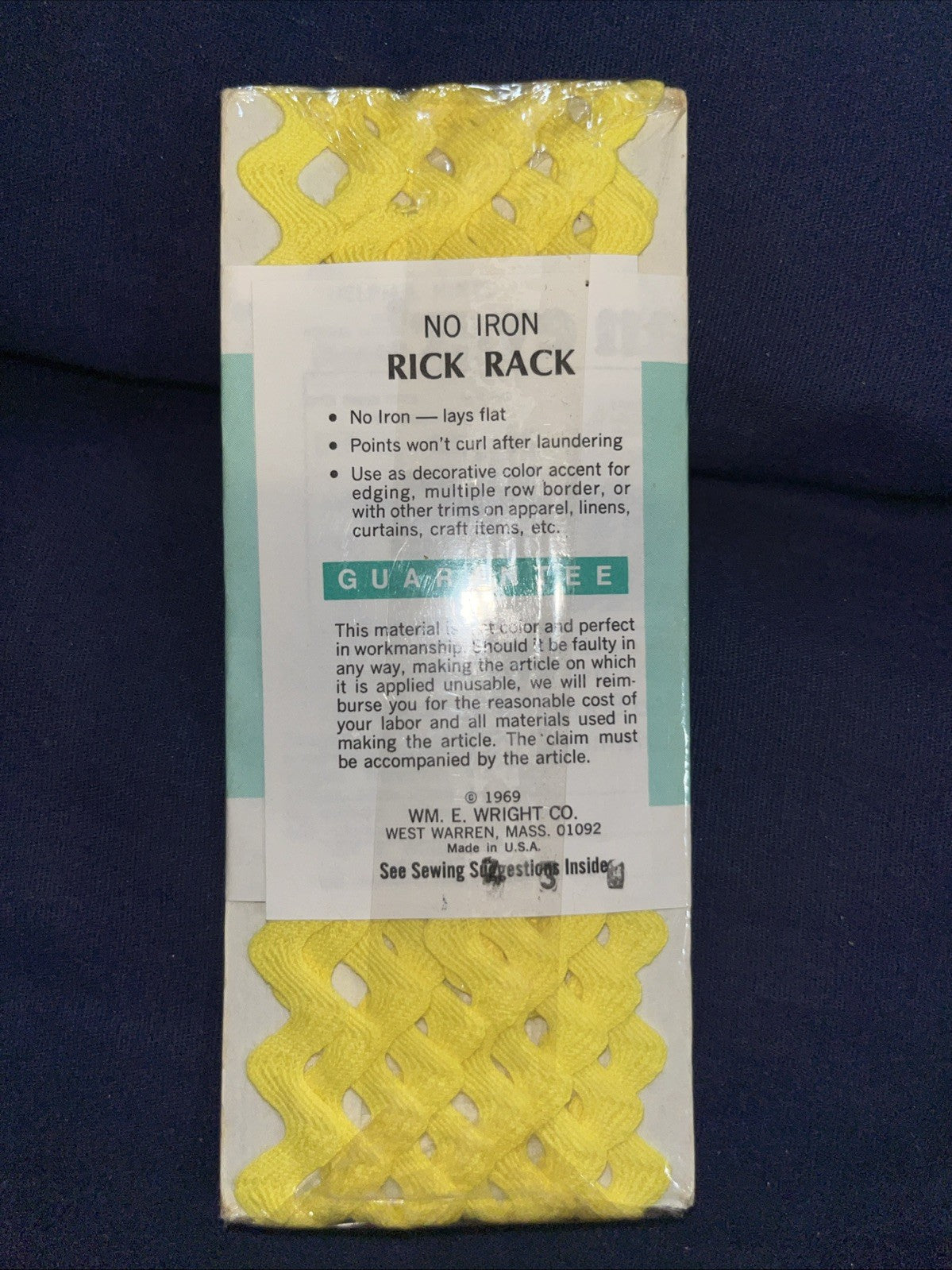 Wright's No Iron Medium Rick Rack 2.5 Yards 100% Polyester Scarlet Red NIP