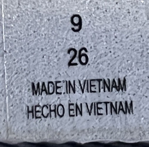 Old Navy Woman Flip Flops Sandals Summer Beach Size 9 Brand NEW