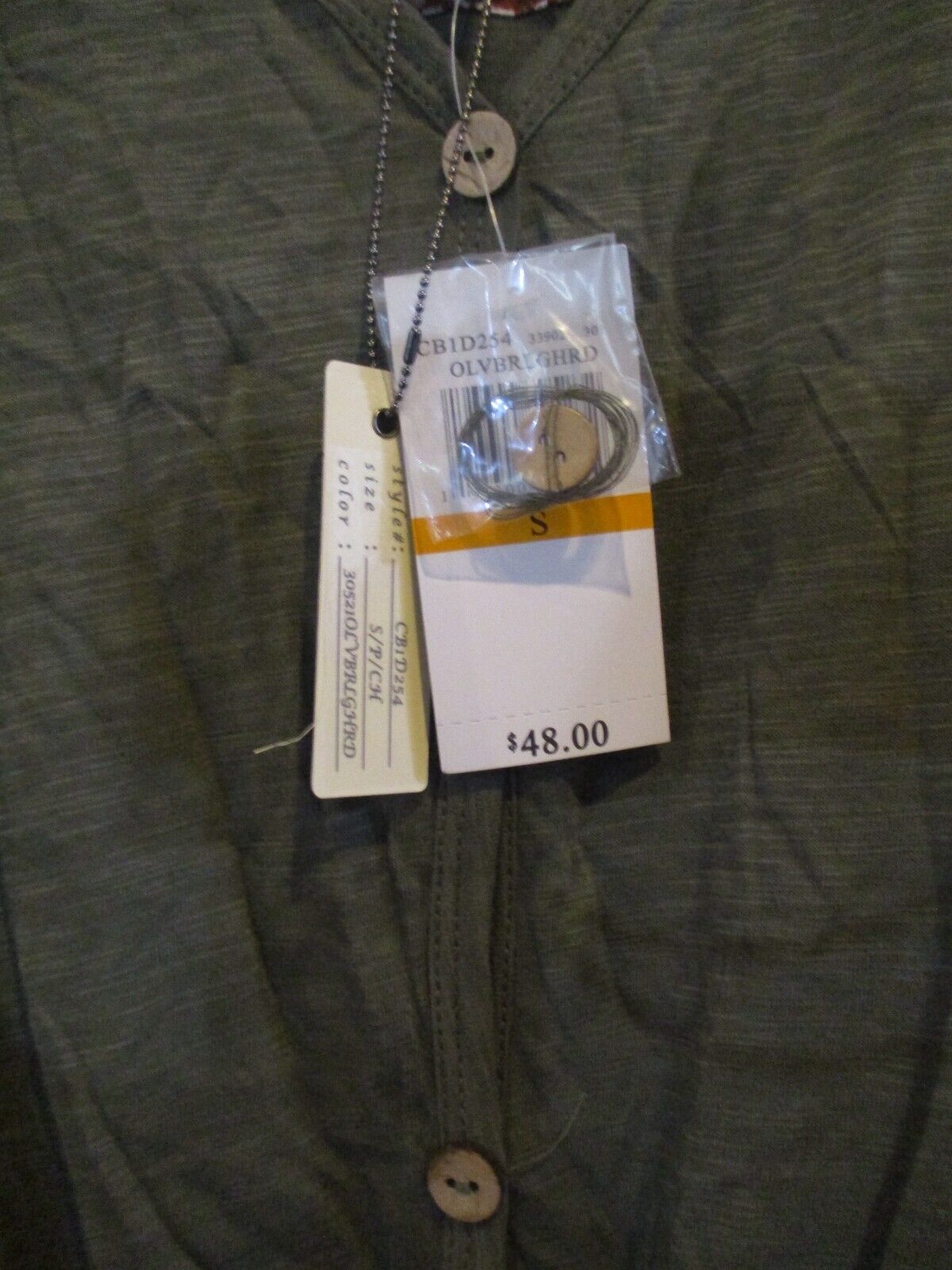 NWT Cupio Blush Olive Green Flutter Sleeve Top Small