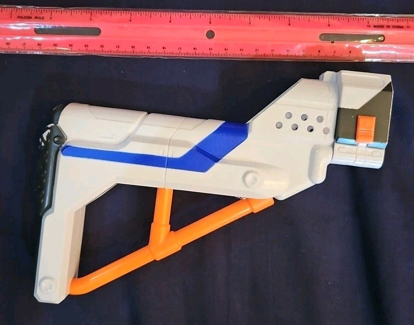 Nerf Retaliator Elite Blaster W/ Removable Stock And Suppressor + Magazine