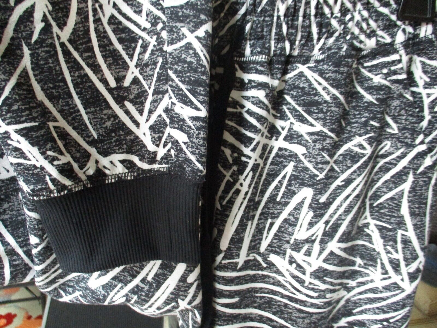 LuLaRoe Jax Small NWOT Black Gray White Joggers Sweatpants