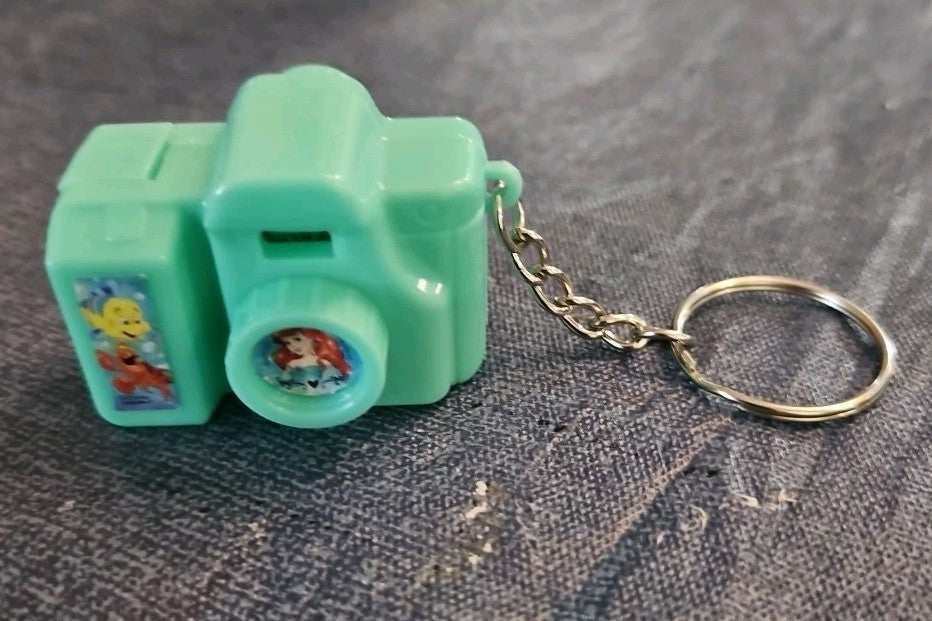 Ariel Mini View Finder Keychain