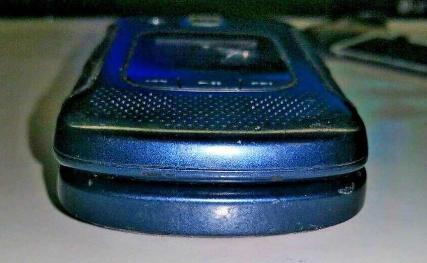  Samsung Convoy 4 B690 - Black (Verizon) Flip Cell Phone !!FOR PARTS ONLY!!