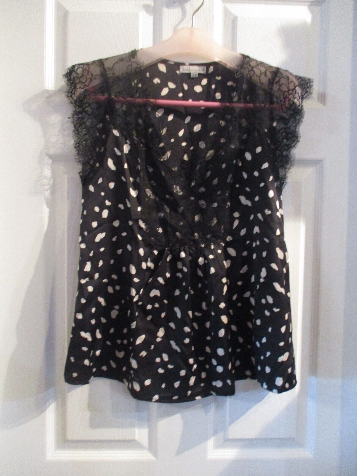 Wishlist Apparel S/M Black & Cream Spot Blouse with Lace Cap Sleeve & Neck NEW