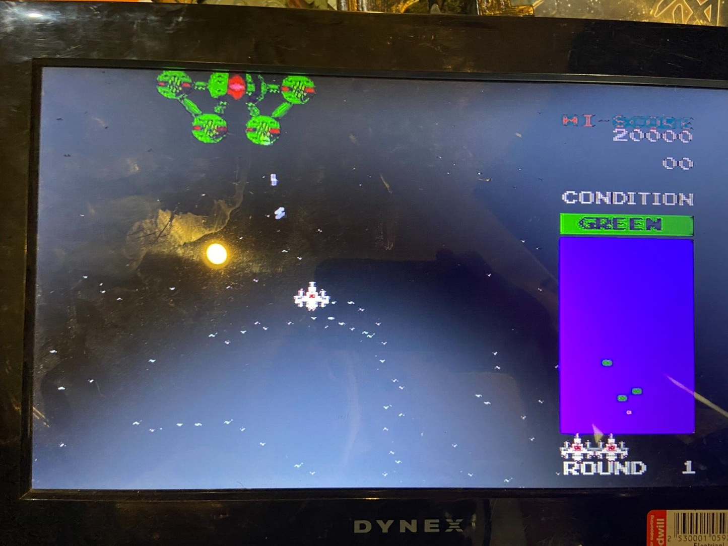 2007 Jakks Pacific Namco Pac-Man 8 Games in 1 Plug and Play TV Games Built In