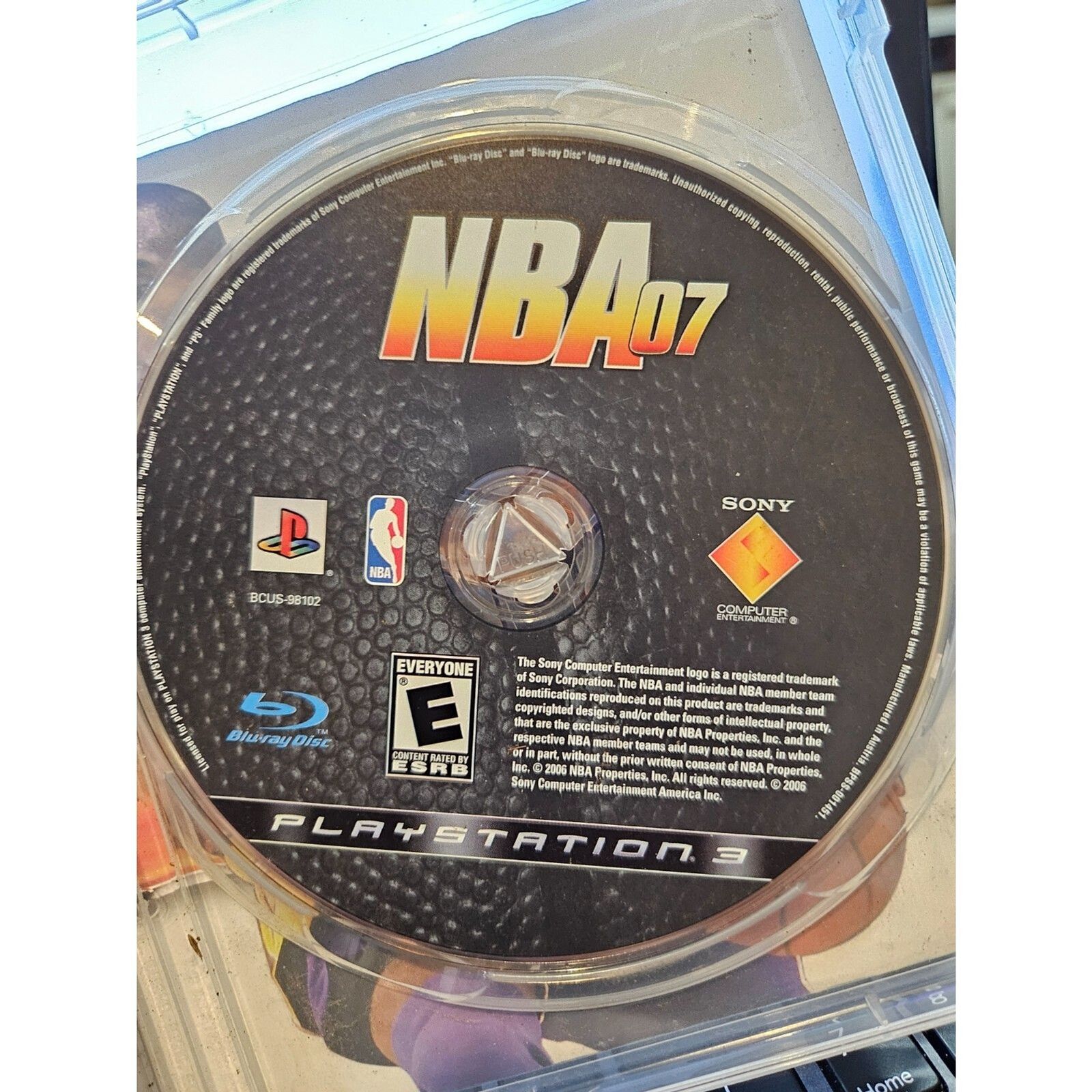 NBA 07 (PS3) Manual and Cover have moisture damage. Tested. No scratches.