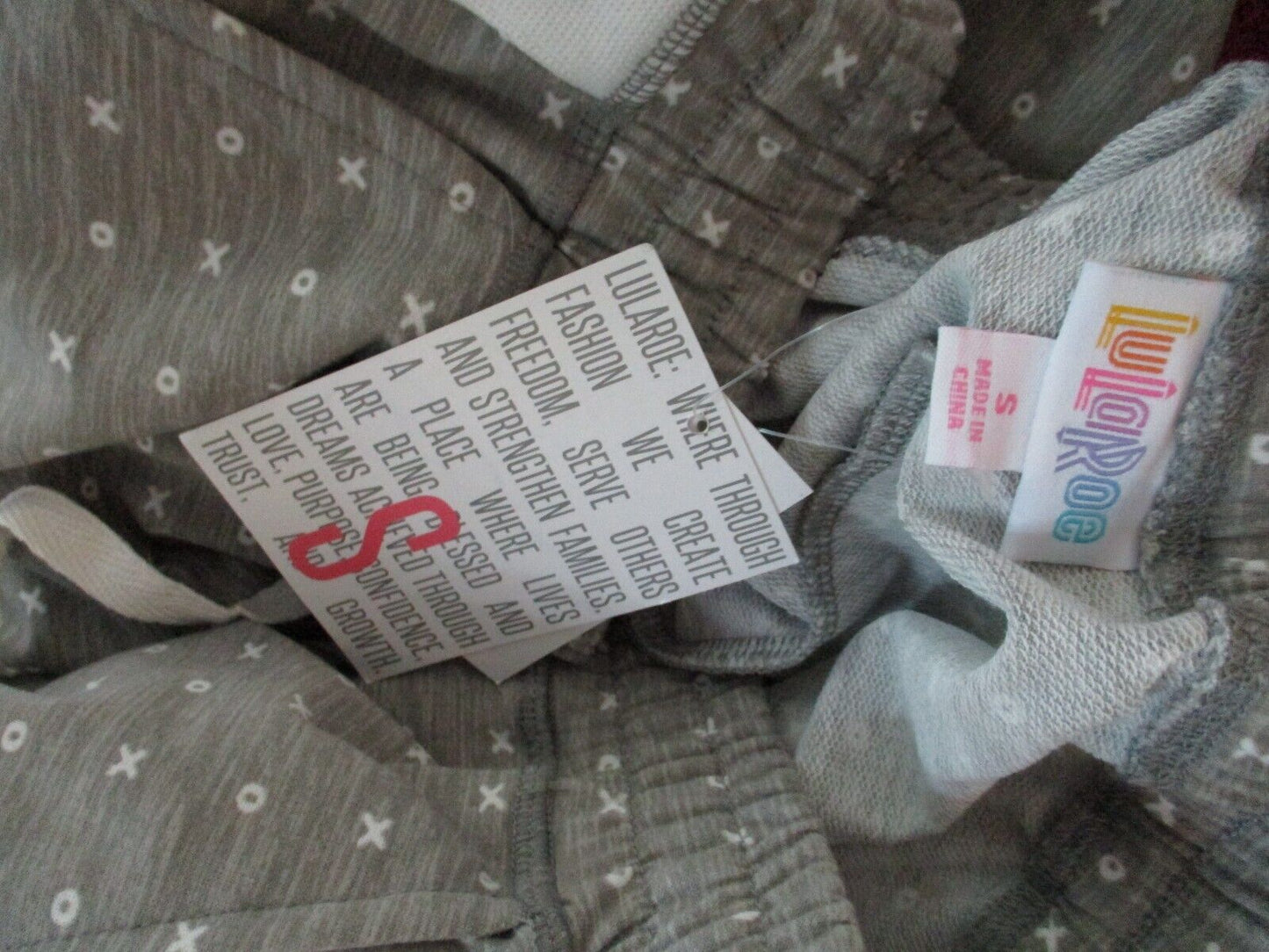 LuLaRoe NWT Jax Small Heathered Gray with White XO Joggers Sweatpants