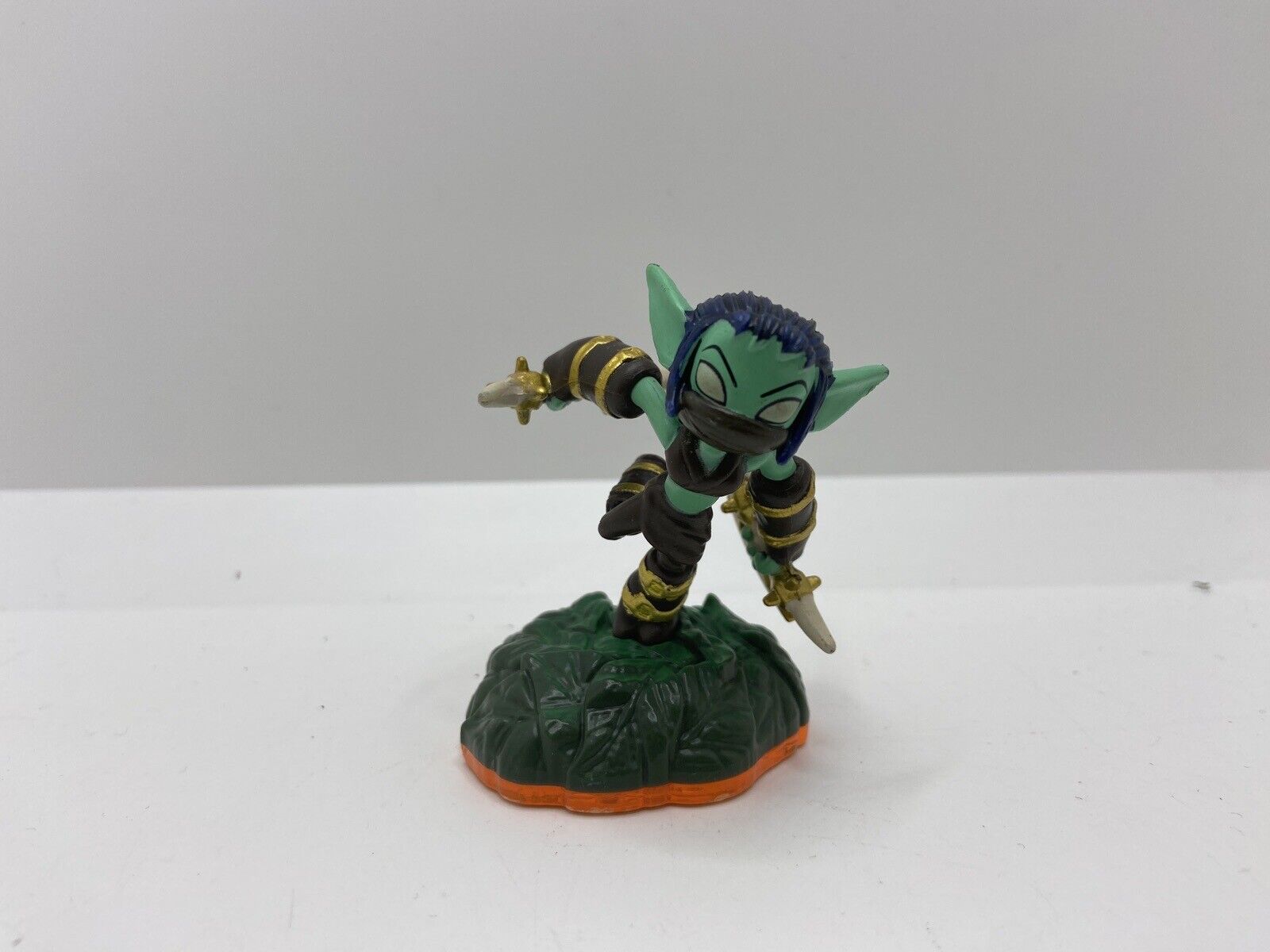 Skylanders Stealth Elf