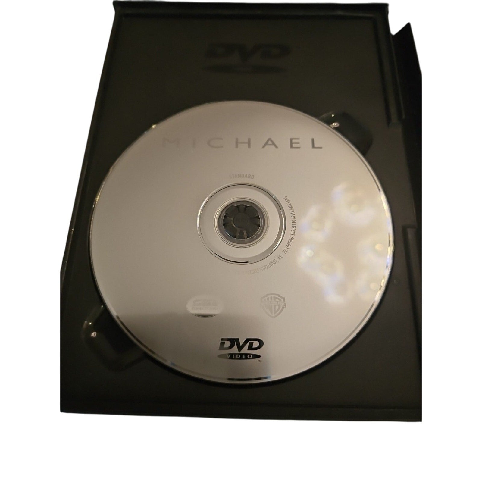 Michael (DVD, 1997) Tested