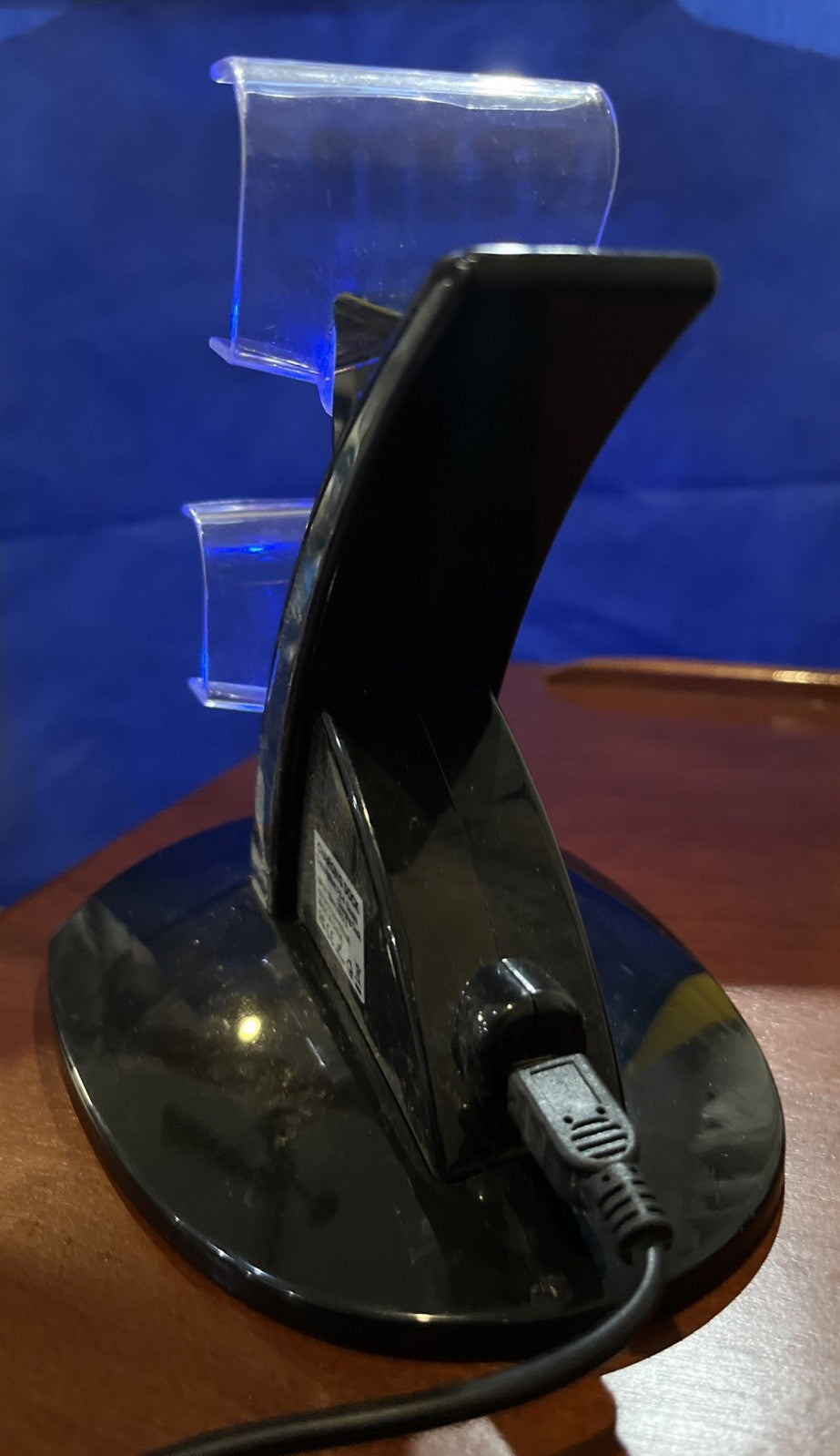 PS4 Dual Controller Charging Station . Tested