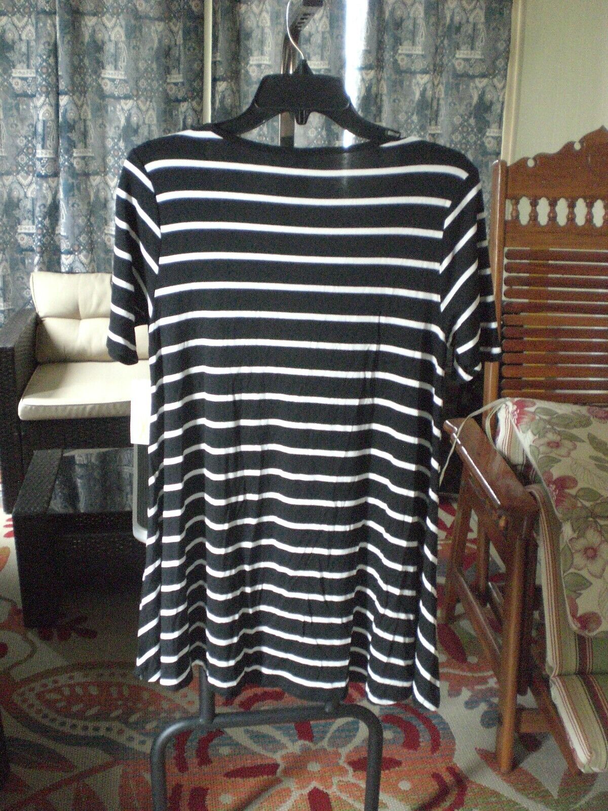 NWT LuLaRoe Perfect T Shirt Top Blouse Black White Stripe XXS