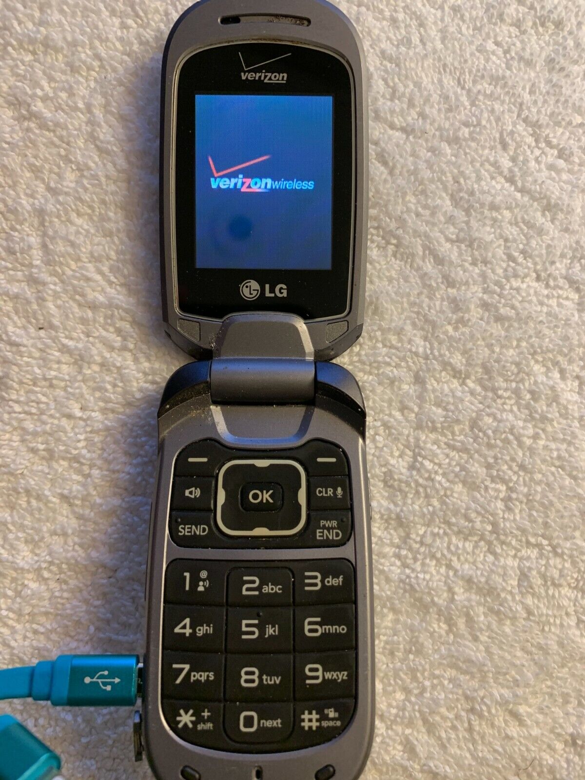 Choose Flip / Slider / Smart / Bar / Tablet / CDMA or GSM Phone.  For Parts Only