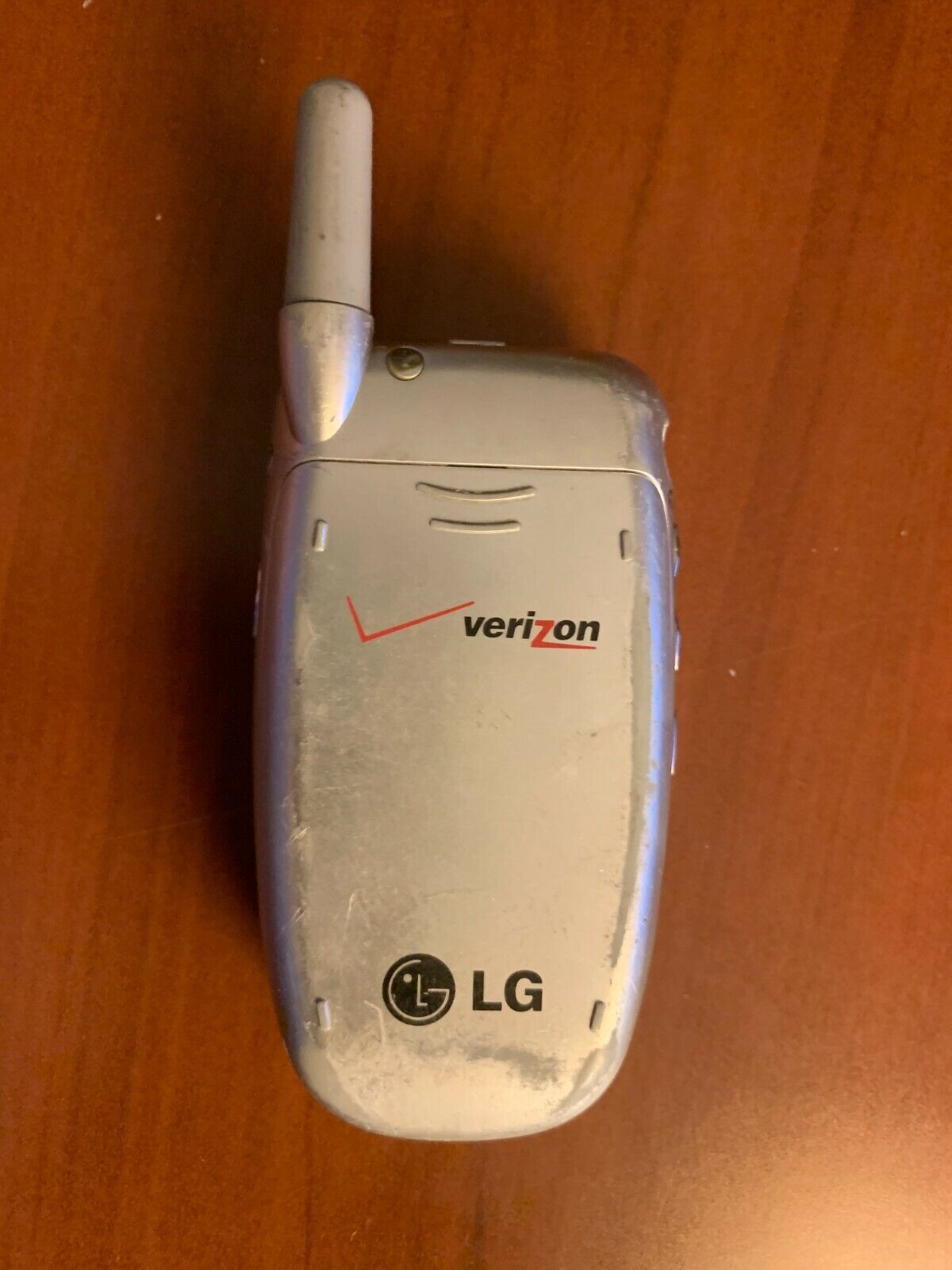  LG VX5200 - Silver (Verizon) Cellular Phone !! For Parts Only !! 