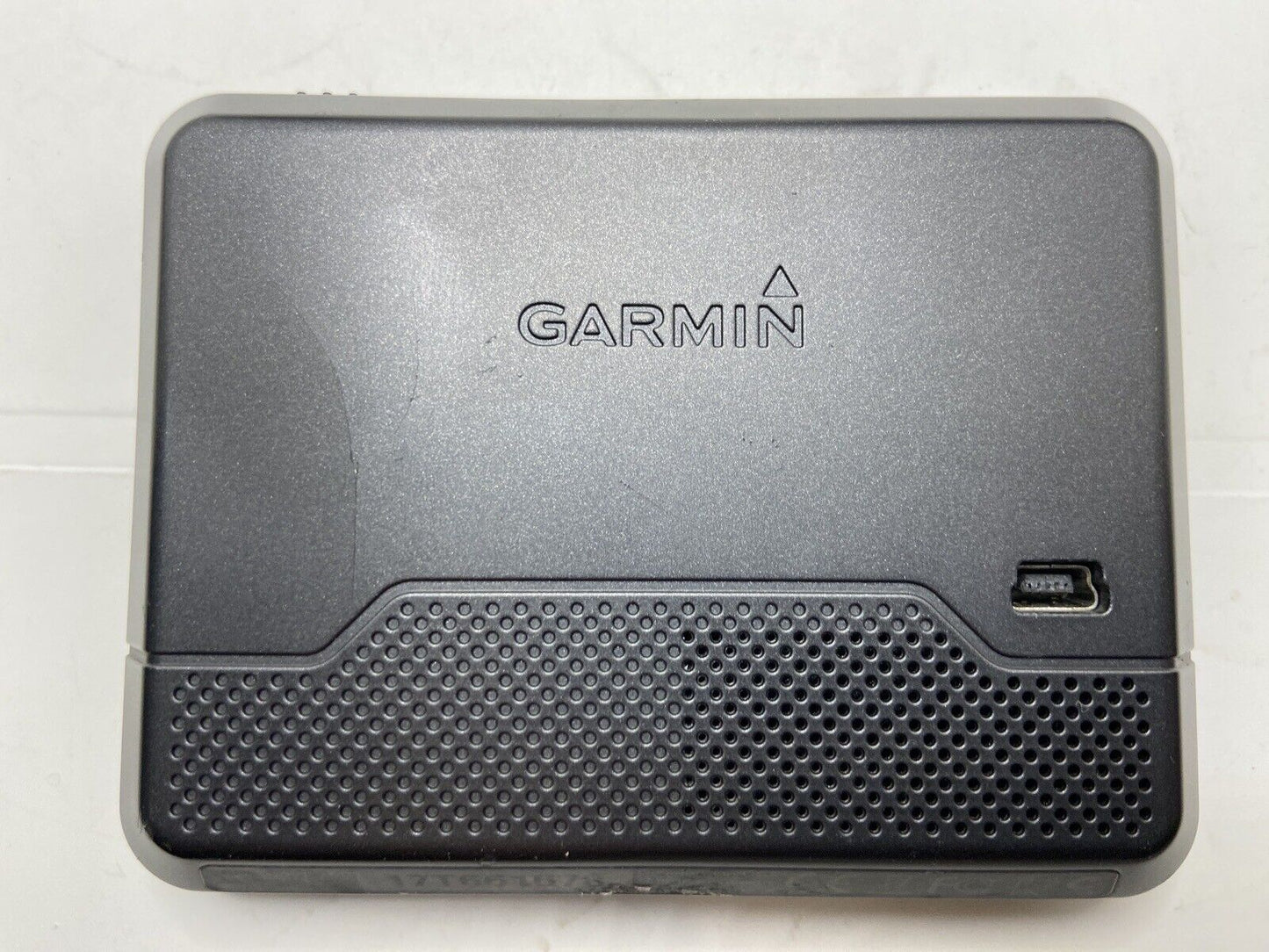 Garmin nüvi 200 Automotive Mountable GPS With 32GBSD, Cable, Manual