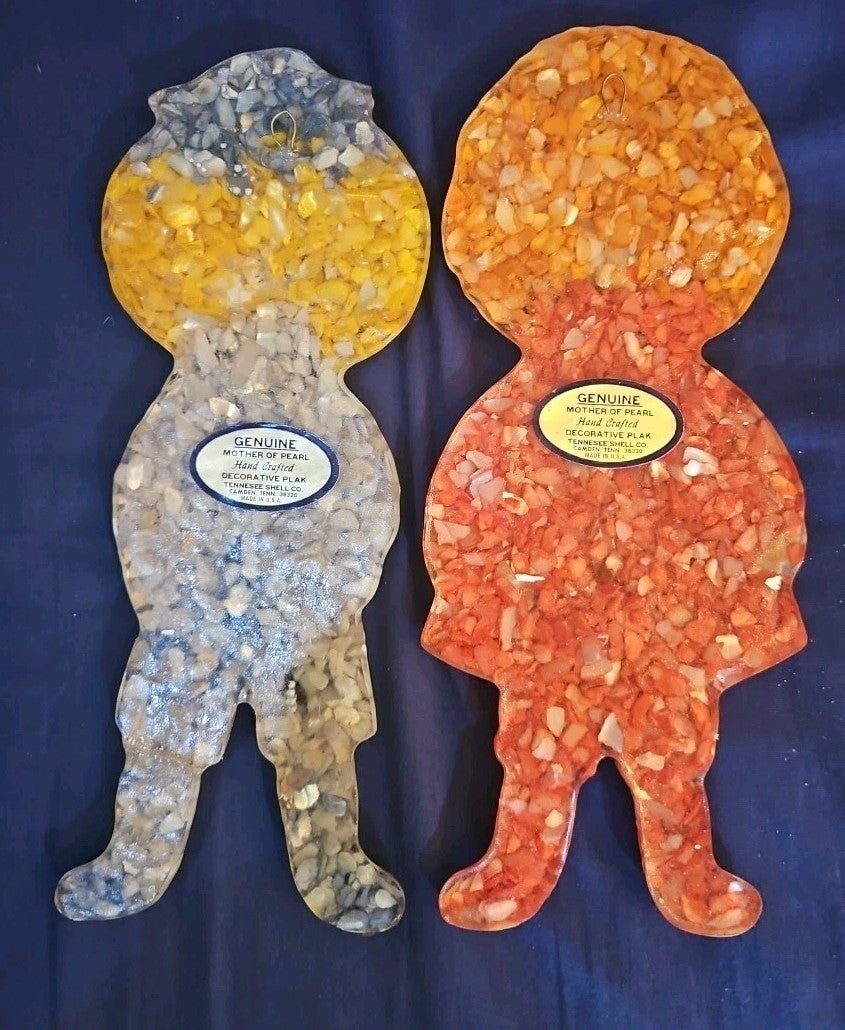Tennessee Shell Co. vintage Mother of Pearl Raggedy Ann & Andy