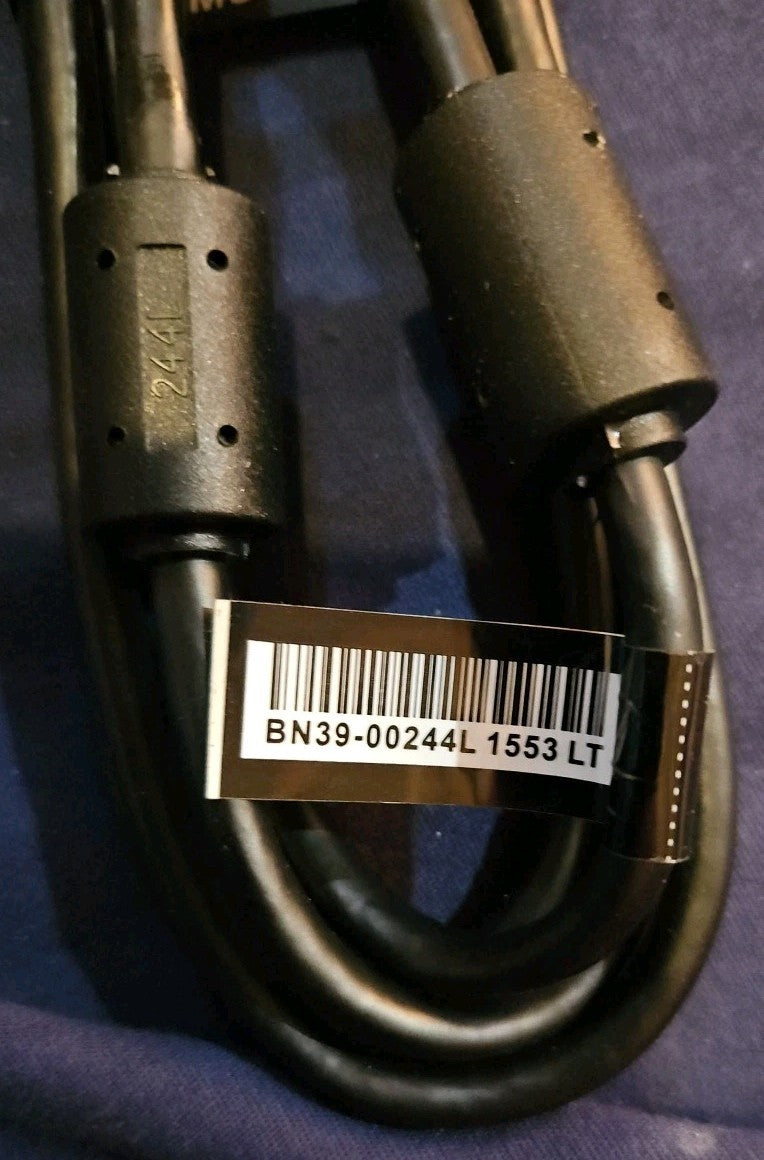 Samsung Universal 5 Foot VGA Monitor AV Cable Male to Male - BN39-00244L