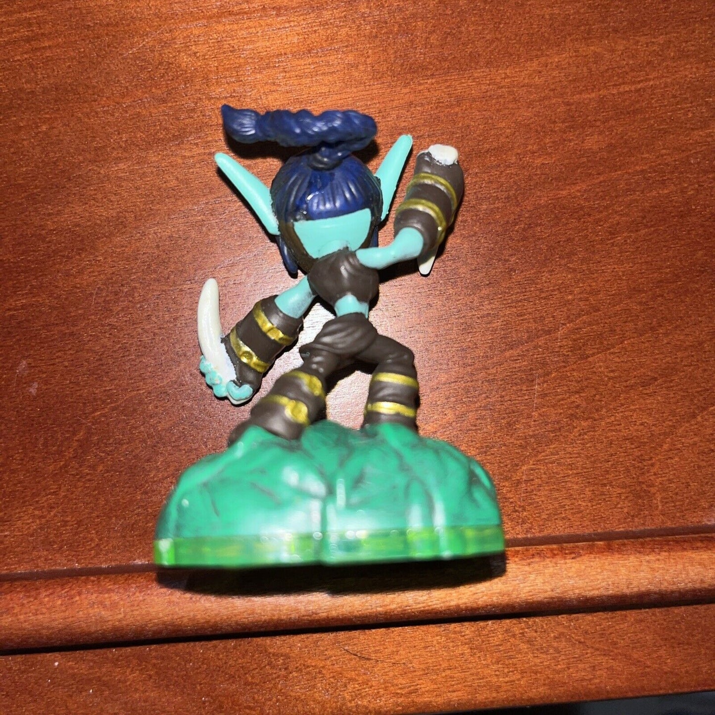 Skylanders Stealth Elf With Cards ￼
