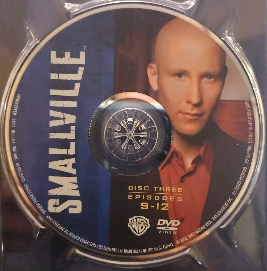 Smallville - Season 2 (DVD, 2004, 6-Disc Set)  Tested. Box Wear