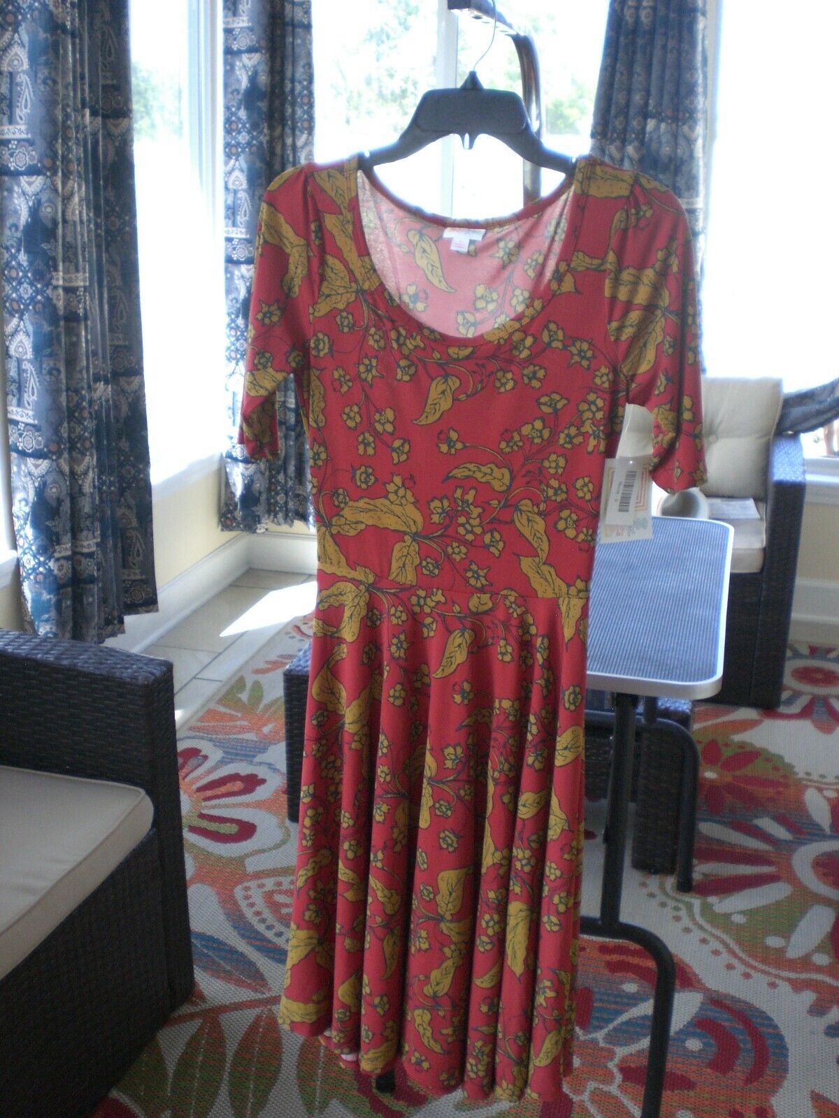 LuLaRoe NWT Red Floral Nicole Dress SMALL
