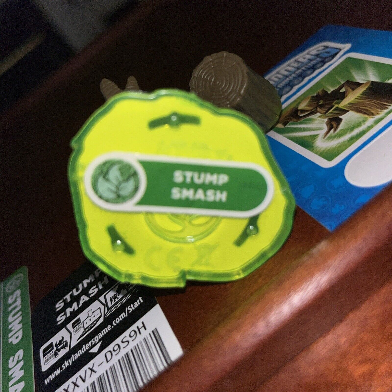 Skylanders Stump Smash w/ Stickers And Cards