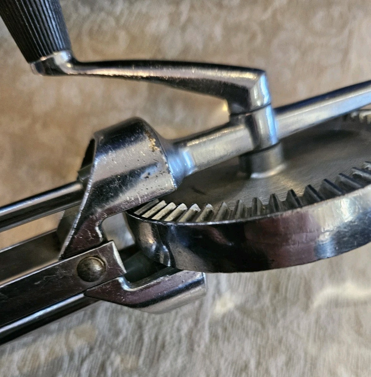 EKCO Flint Hand Mixer 1946-1952 Vintage/Rare. All Stainless + "Arrow" Logo