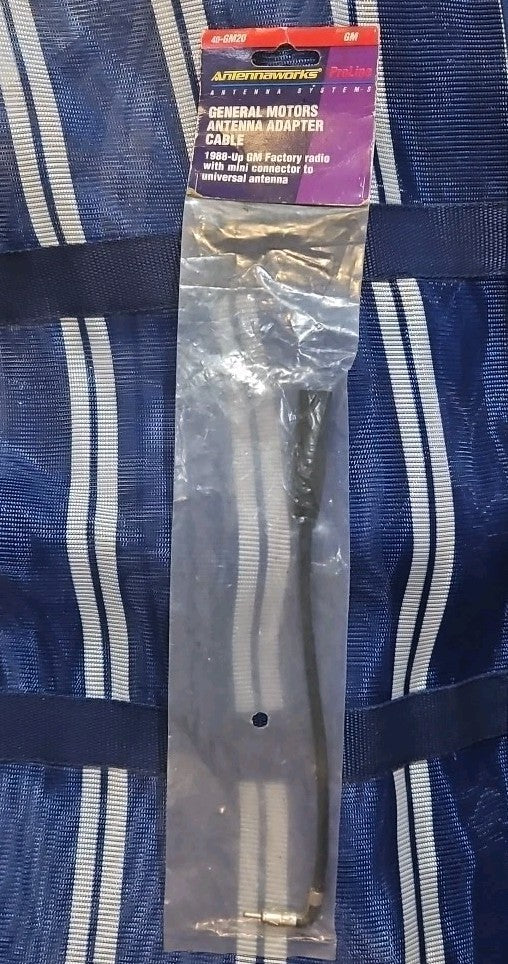 Metra 40-GM20 Aftermarket Antenna Adapter to Radio for Select 1983-2012 GM