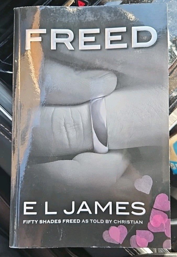 Freed : Fifty Shades Freed As Told by Christian by E. L. James (2021, Trade...