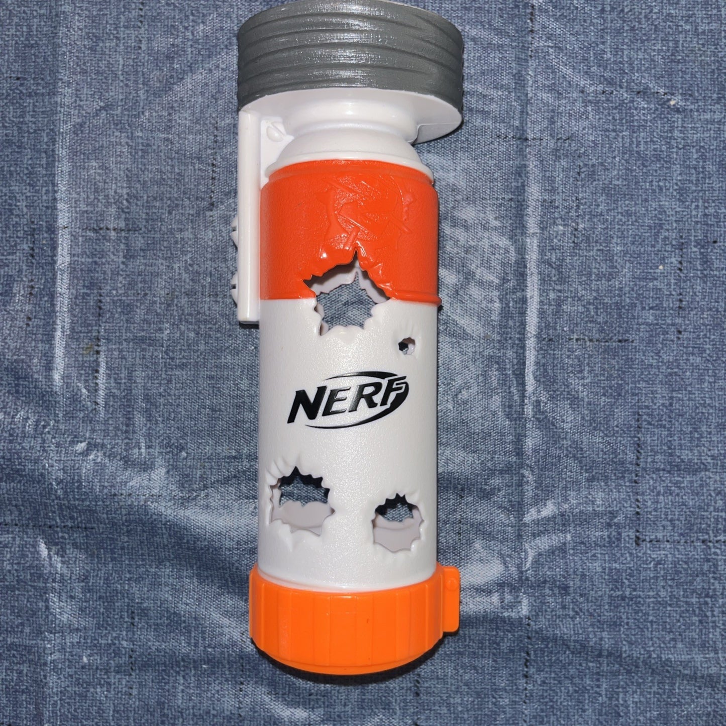 Nerf Zombie Strike Nail biter W/ Muzzle Suppressor and Folding Stock W/10 Darts