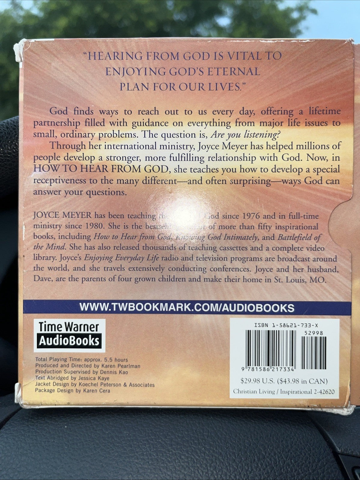 How to Hear from God : Learn to Know His Voice and Make Right Decisions by Joyce