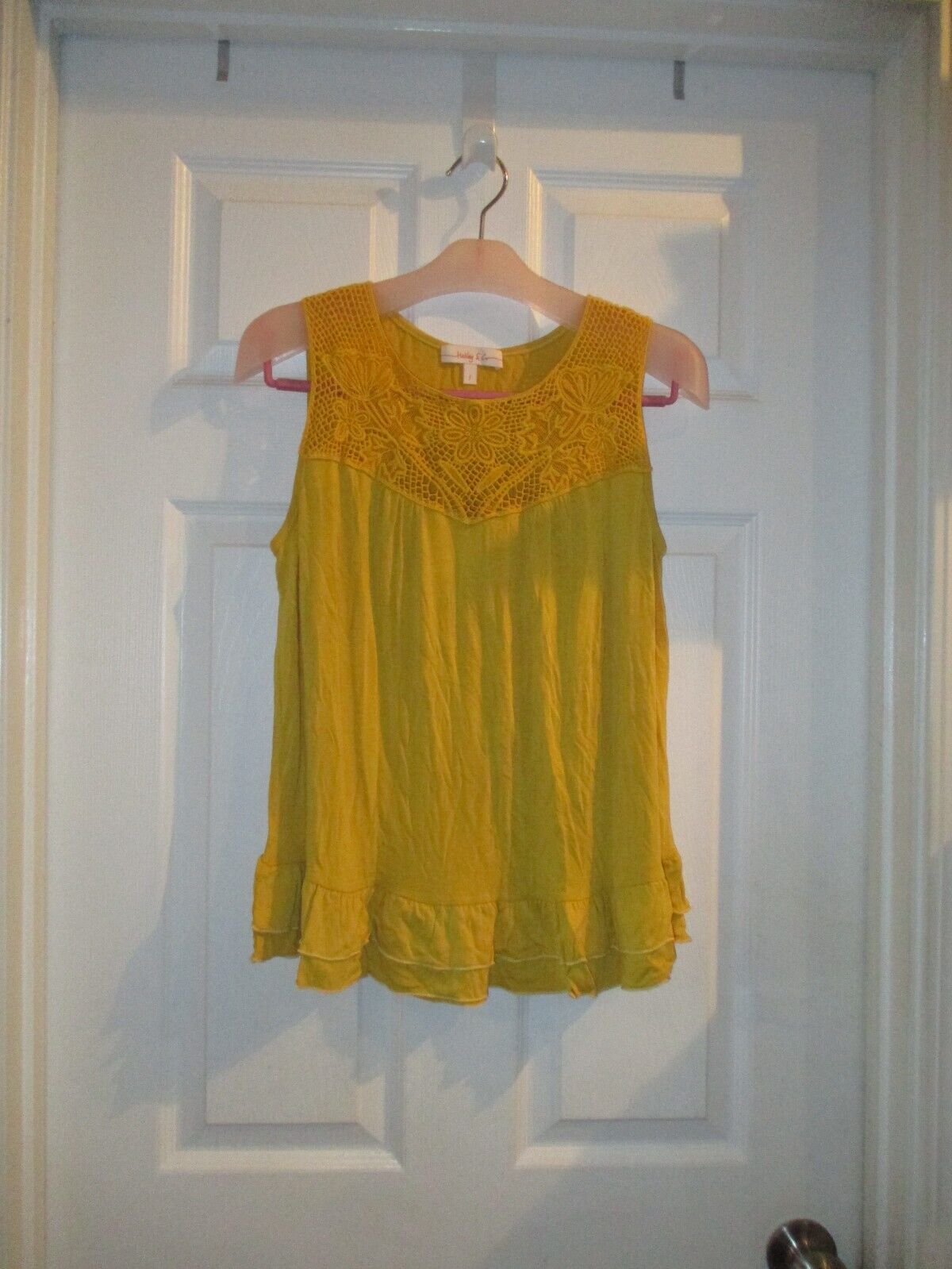 Hailey & Co Mustard Sleeveless Ruffle Crochet Top Small NEW