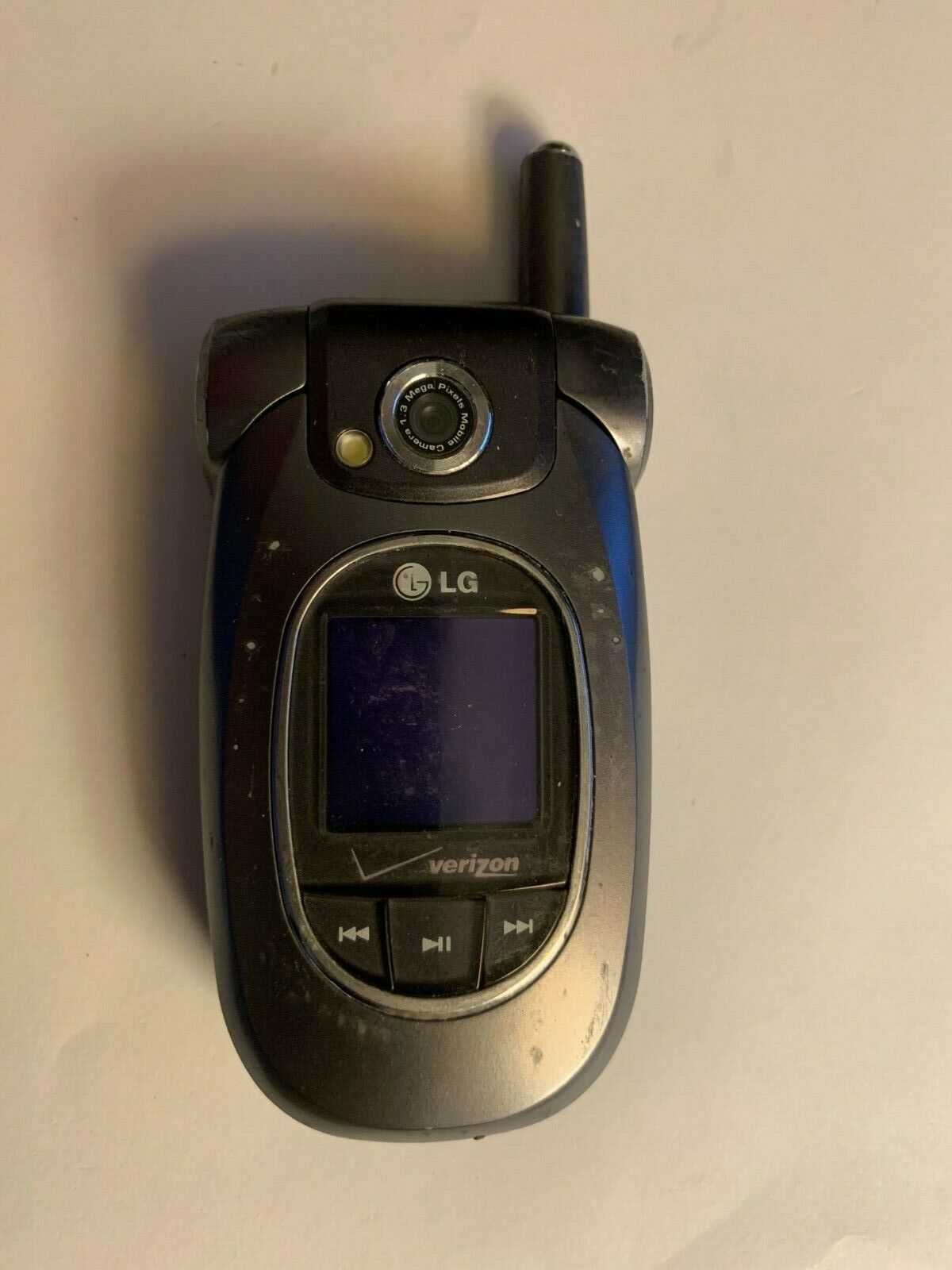 LG VX 8300 (Verizon) Cellular Phone Cellular Phone !! For Parts Only !! 