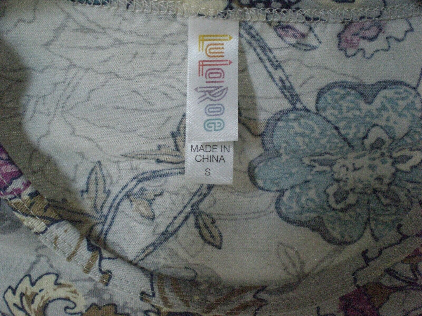LuLaRoe Lynnae Shirt Top Blouse NWT Gray with Pink Blue Beige Floral SMALL