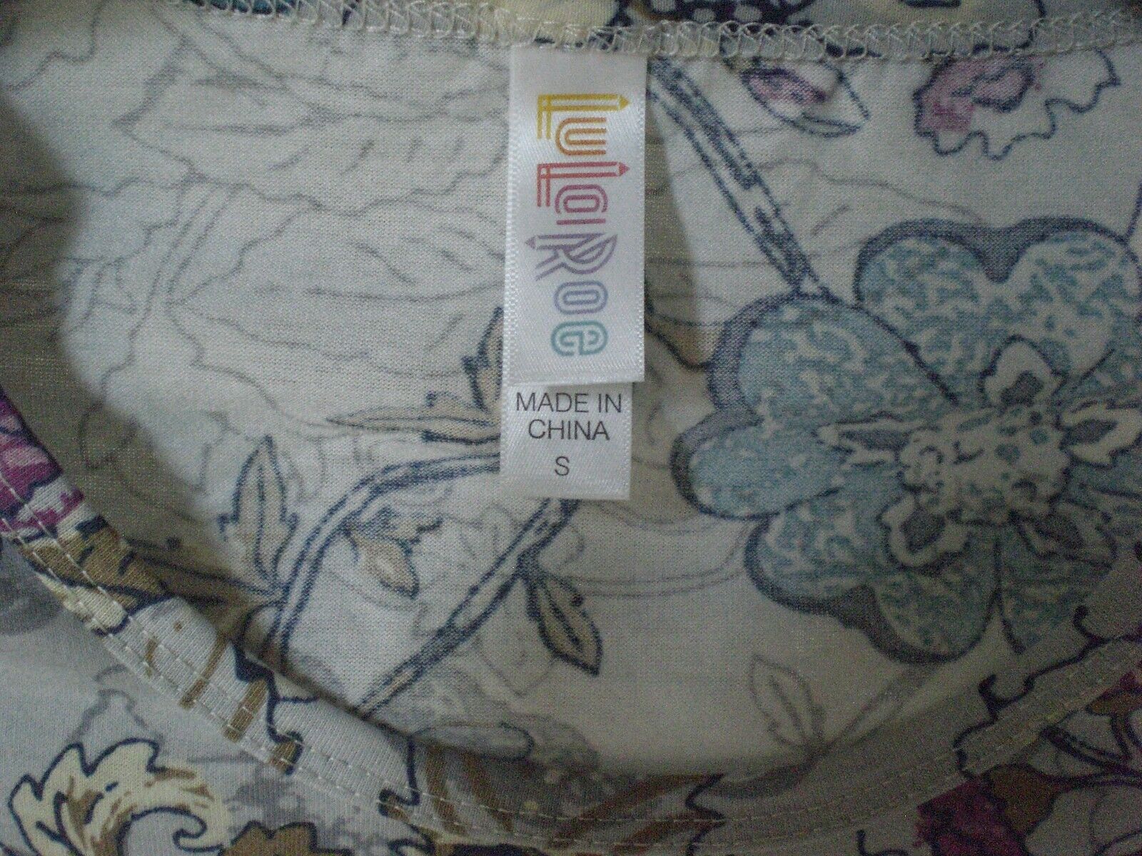 LuLaRoe Lynnae Shirt Top Blouse NWT Gray with Pink Blue Beige Floral SMALL