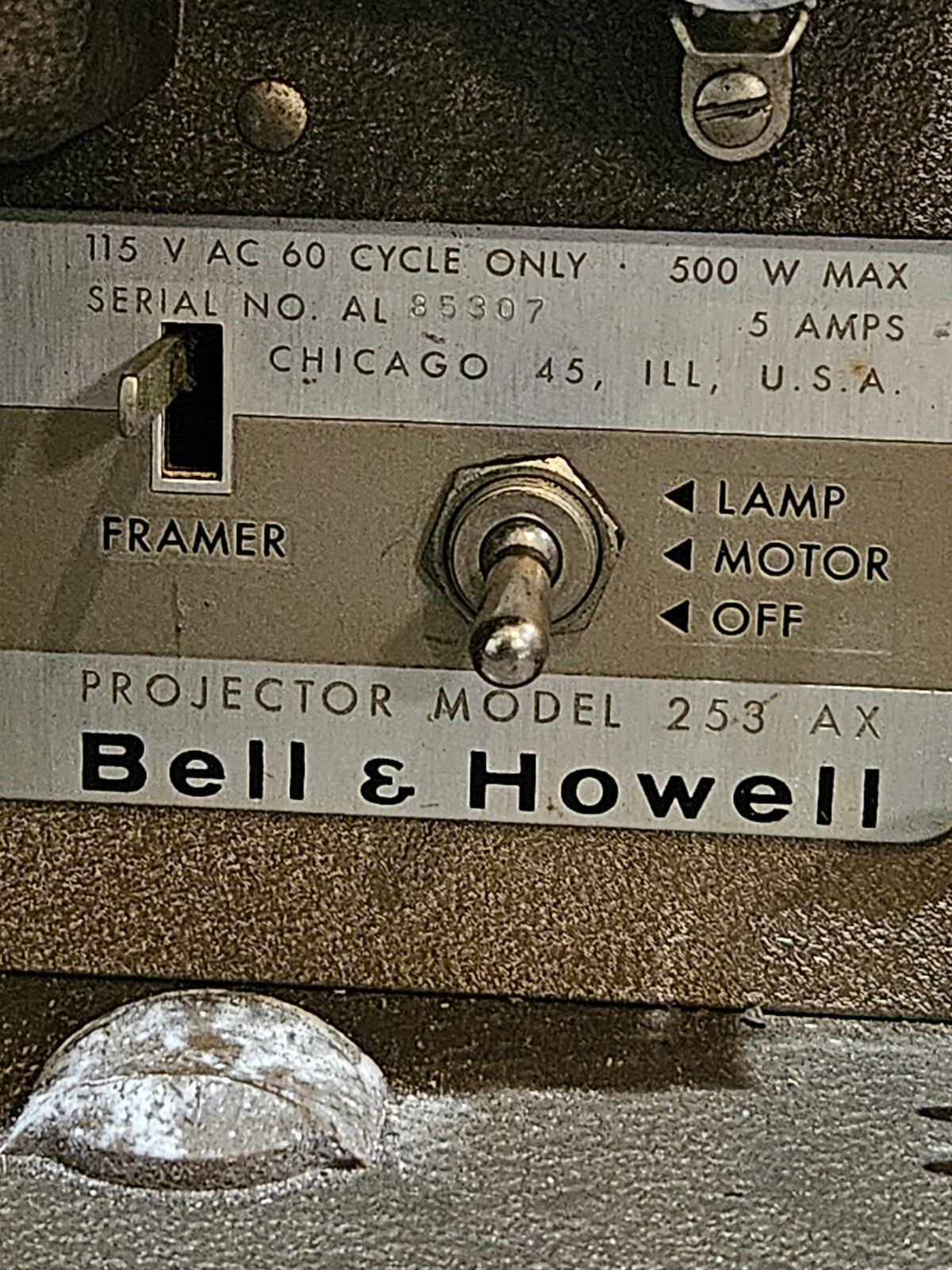 Vtg. Bell and Howell Reel to Reel 8mm Projector, Model 253AX, Tested