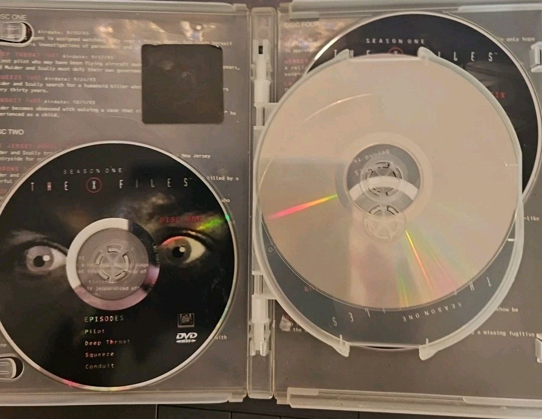 The X-Files: Season 1 (DVD, 1993) Missing Disc 2.  Disc 1,3,4,5,6 Only
