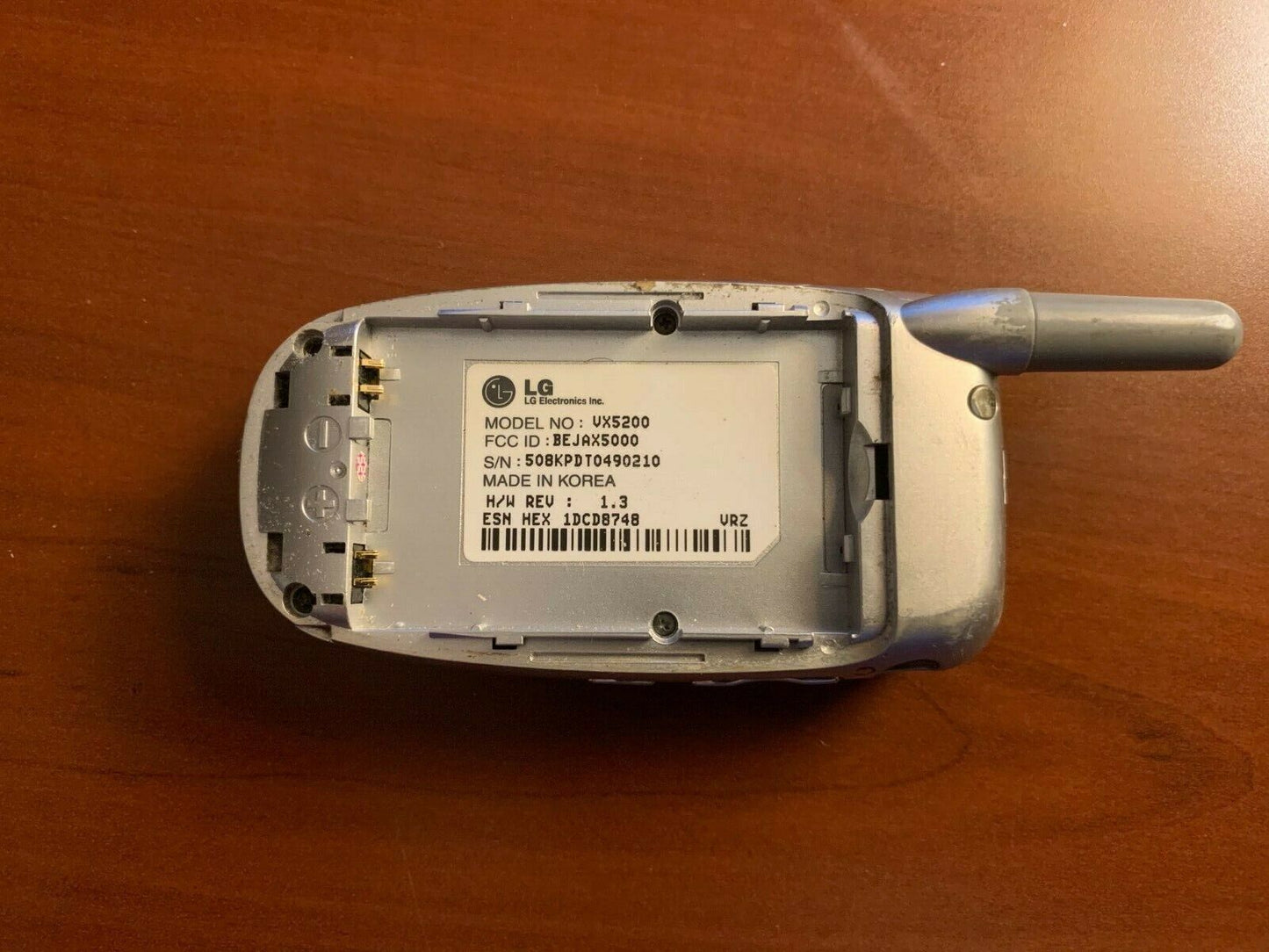  LG VX5200 - Silver (Verizon) Cellular Phone !! For Parts Only !! 