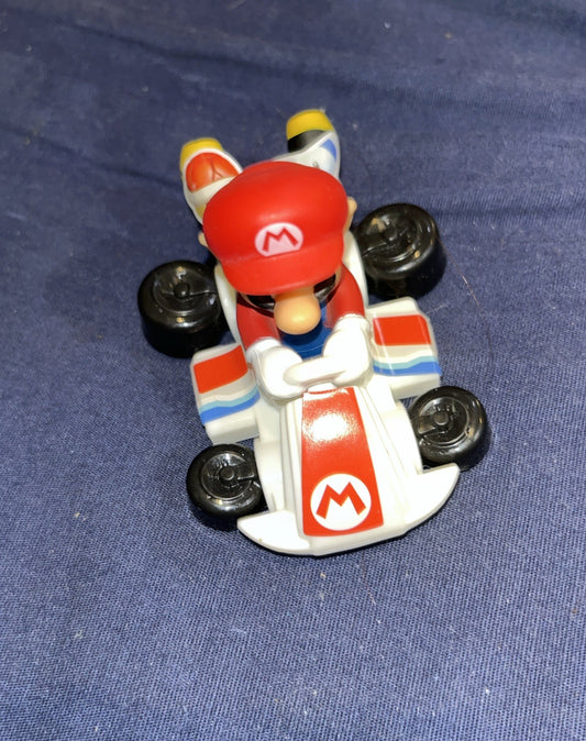 Super Mario Cart Figurine