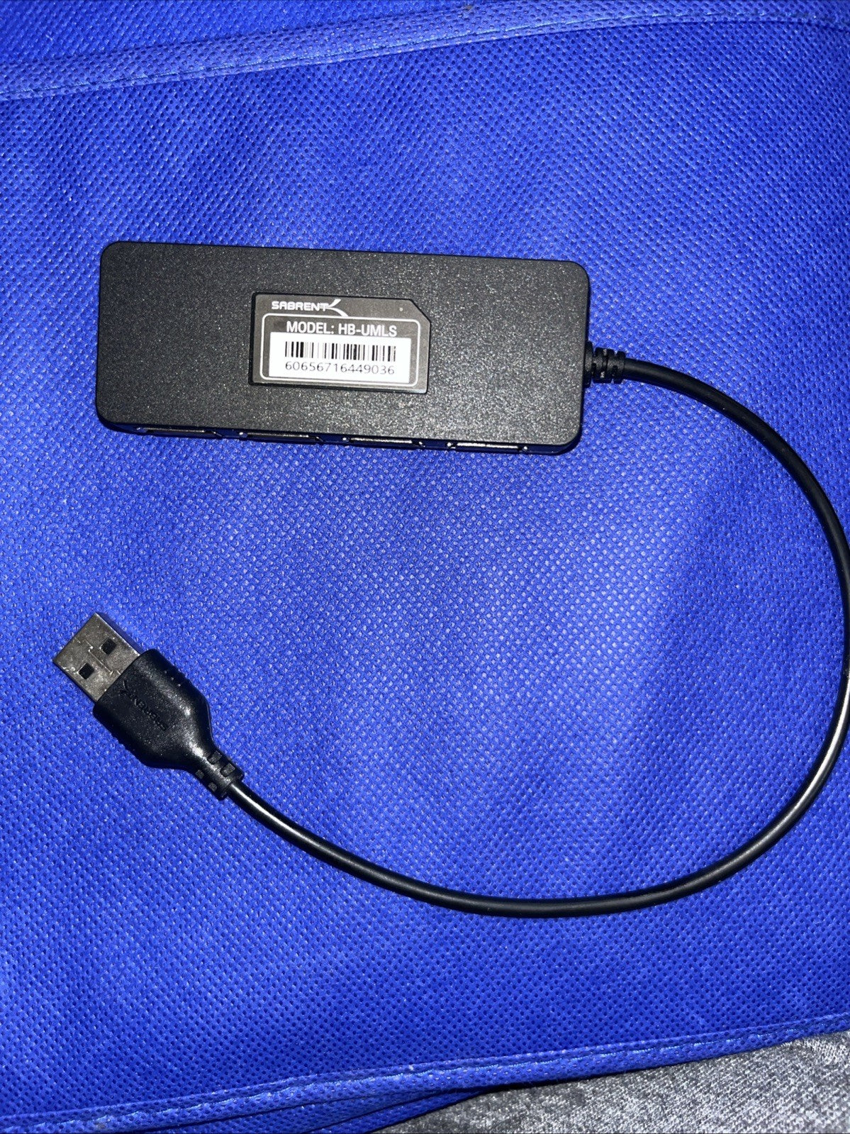 Sabrent HB-UM43 4 Port USB 3.0 Hub with Power Switches - Black