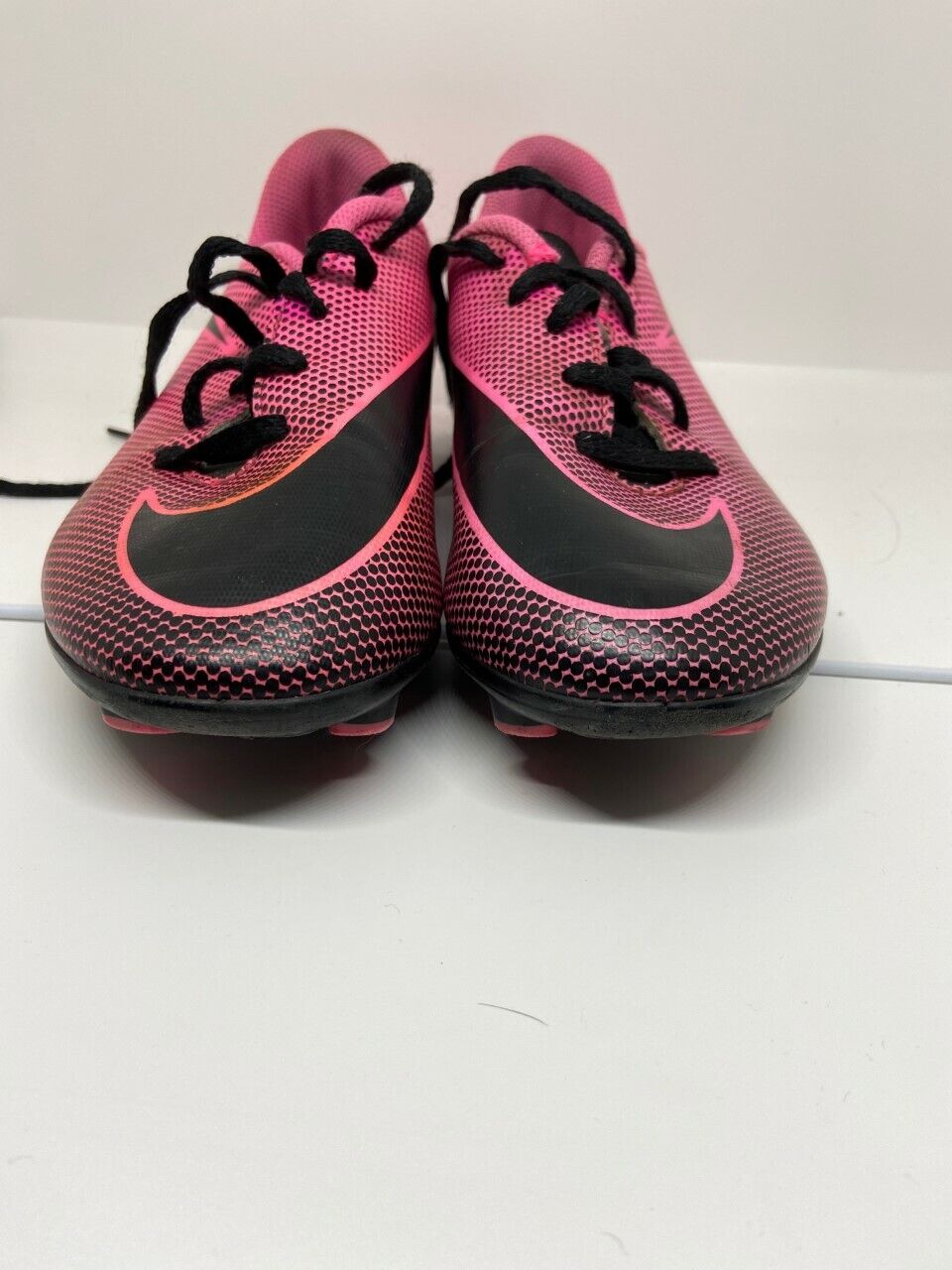 Nike Bravata II Soccer Cleats size 3Y