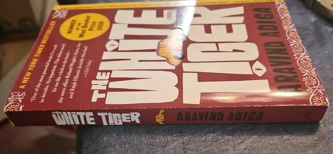 White Tiger : A Novel by Aravind Adiga (2008, Trade Paperback)